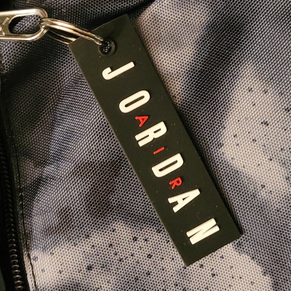 Jordan Unisex Mini Backpack - Picture 10 of 12